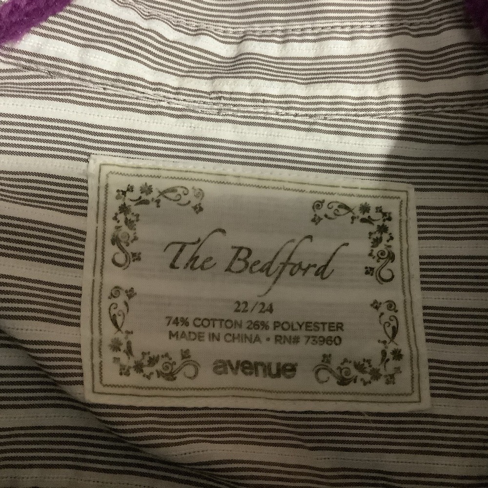 The Bedford By Avenue Womens Blouse Size 22/24 Gray Striped Nice! - Picture 2 of 3